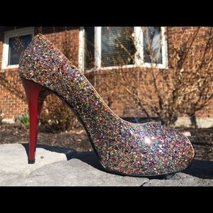 Beautiful sparkly size 9 (39) high heeled shoes